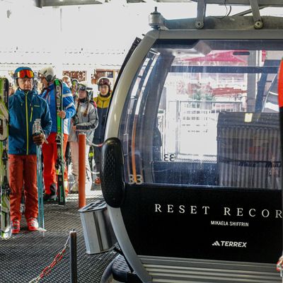 Gondola branding Adidas Terrex Garmisch-Partenkirchen
