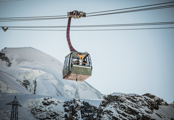 Gondola branding Cupra Switzerland