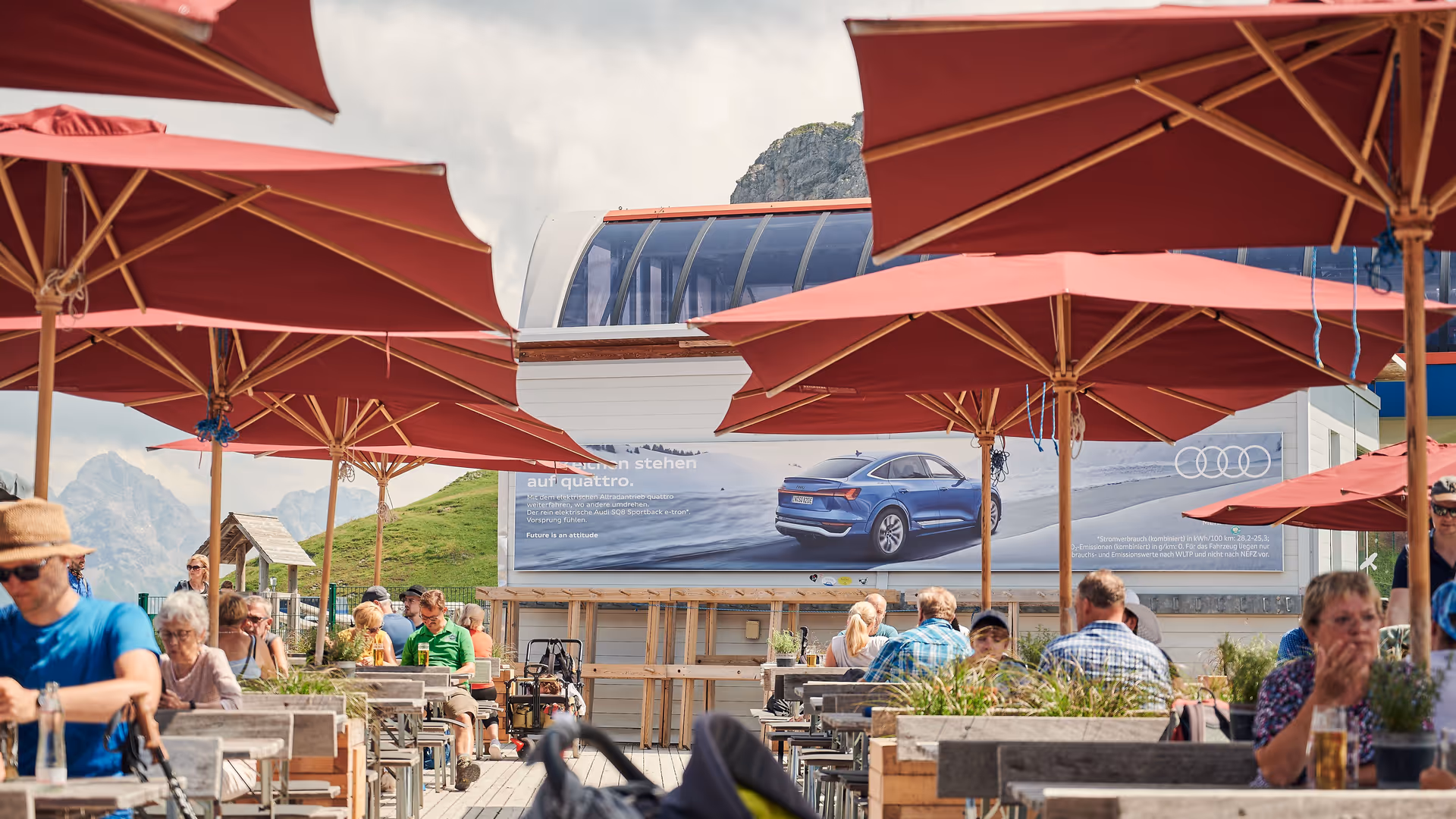 Megaposter Audi Fellhornbahn terrace