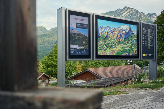 Panorama info system summer Garmisch-Partenkirchen Kreuzeckbahn