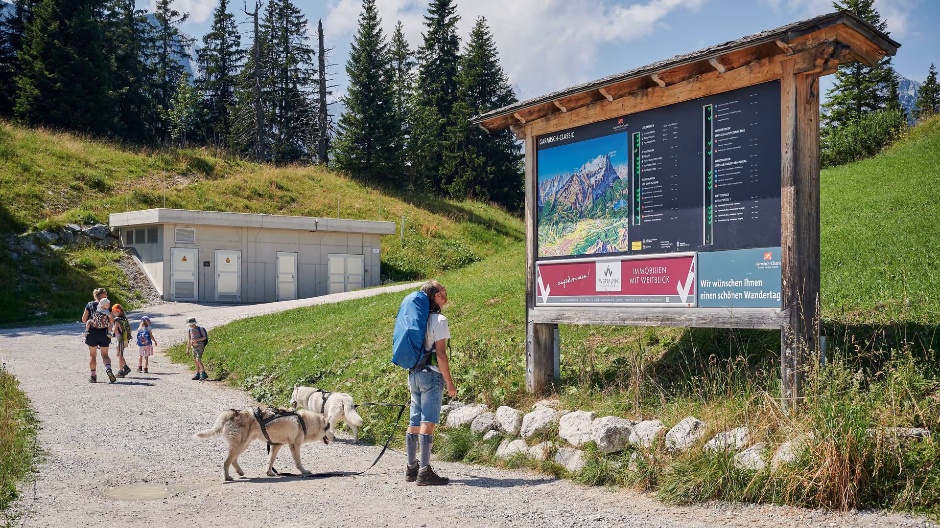Panorama-Infoanlage Wertalpin Immobilien Sommer Garmisch-Partenkirchen 