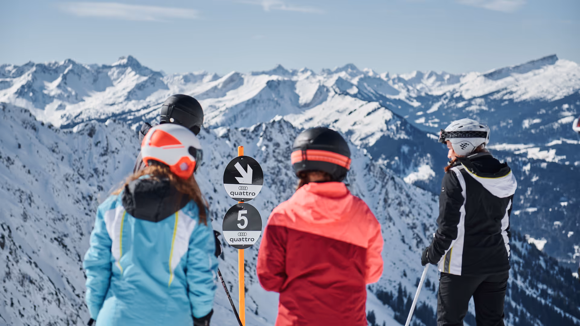Pistenmarkierung Audi schwarz Nebelhornbahn
