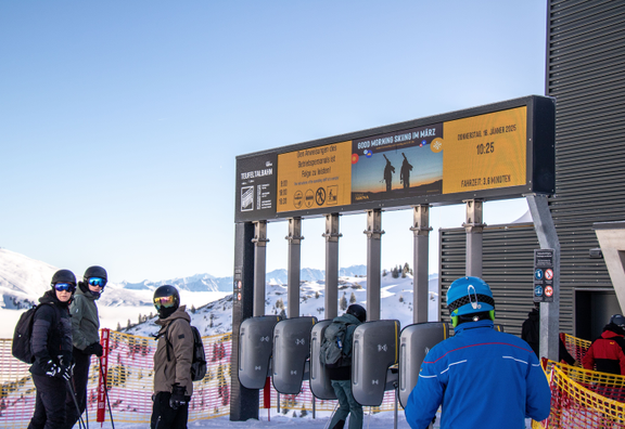 Swivel access system Winter Zillertal Arena
